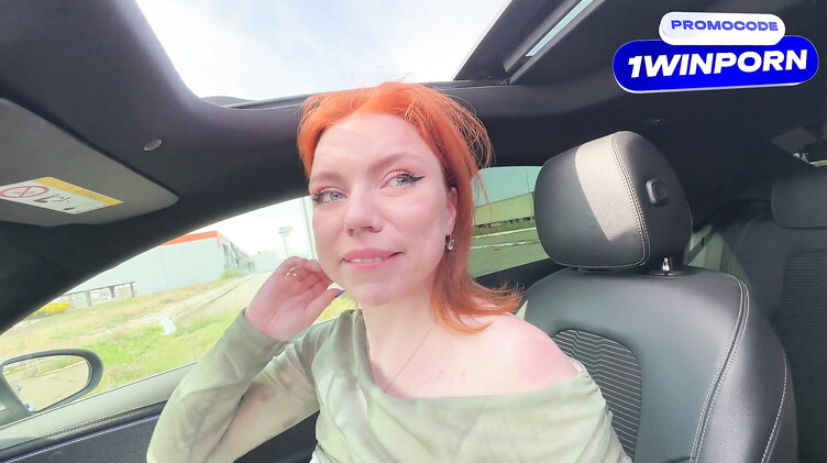 Любительский минет в машине от рыжей русской девки с классными сиськами