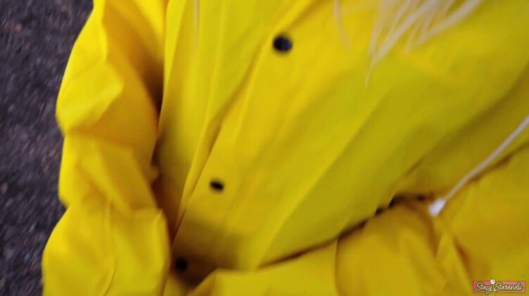 В одежде: Случайная встреча с бывшей девушкой завершилась любительским минетом на улице