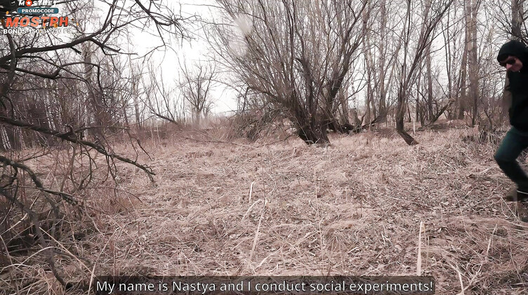 Stacy Starando: Социальный эксперимент русской блондинки блогерши закончился сексом в машине