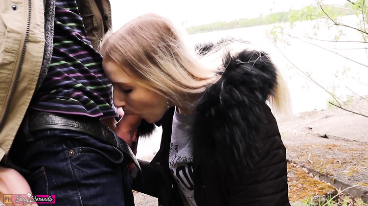 Шлюховатая русская студентка сосет член и трахается на природе с сокурсником