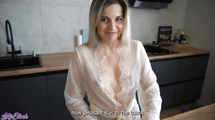 У русской мачехи в прозрачном халате не было секса месяц, пасынок ей помог с недотрахом