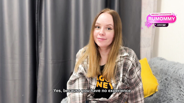 Russian Mommy: Тетя пришла поздравить племянника с Днем рождения сексом