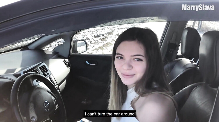 Выручил застрявшую девушку и получил в награду секс в машине