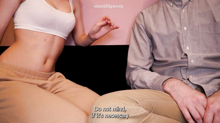 Анилингус мужчине: Русская девка мстит парню за измену делая горловой минет и римминг незнакомцу