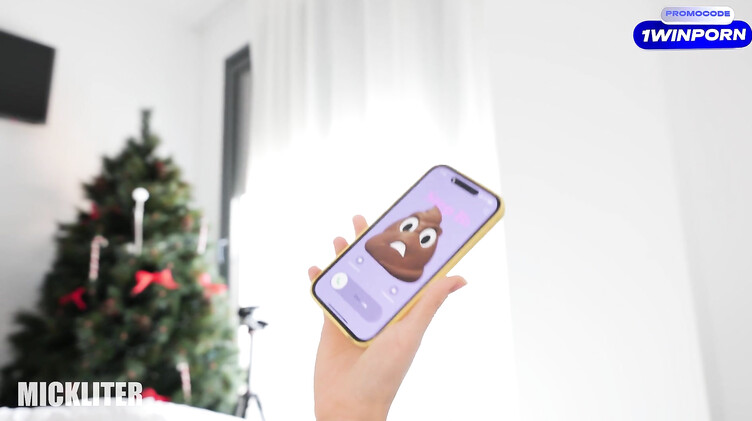 Сводный брат заявился к сестренке на пару дней и выебал ее спустя час