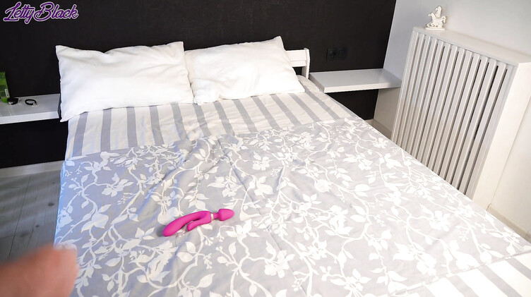 Любительское порно: Русская милфа соблазнила геймера анальным сексом