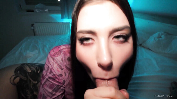 Брат и сестра: Сестру заклинило в позе йоги, брат ее отодрал