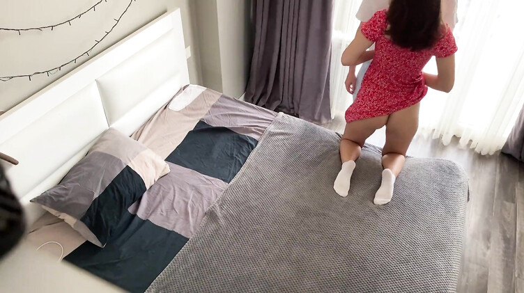 Бритые киски: Неверная русская жена попалась на скрытую камеру на члене любовника