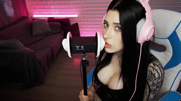 Соло: Чарующие звуки нежного минета от красивой АСМР модели с длинными волосами