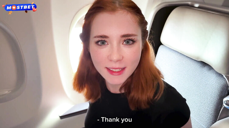 Sweetie Fox: Привел попутчицу из самолета в отель и грубо трахнул