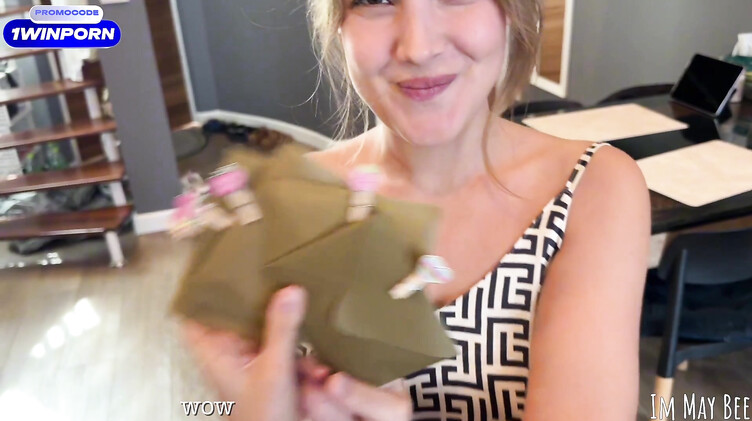 Изобретательная русская девушка подарила минет и секс парню на День рождения