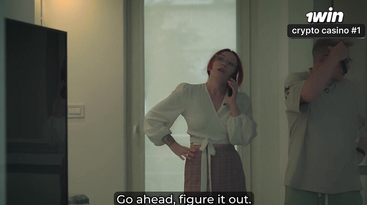 Инцест: Отлизал и трахнул мачеху в номере отеля с двуспальной кроватью