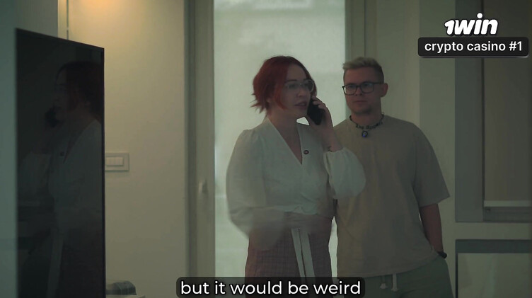 Инцест: Отлизал и трахнул мачеху в номере отеля с двуспальной кроватью