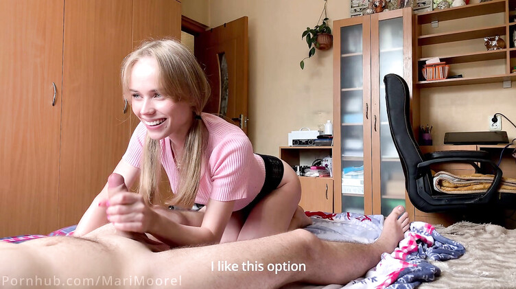 Дрочка члена: Сводная сестра застукала, как я дрочу на трусики мачехи