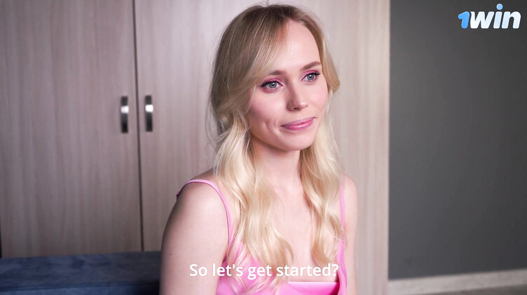 Молодая неопытная русская эскортница на своем первом выезде