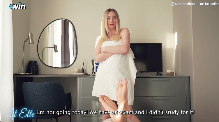 Блондинки: Мачеха знает, что пасынок нюхает ее трусики, когда она уходит на работу