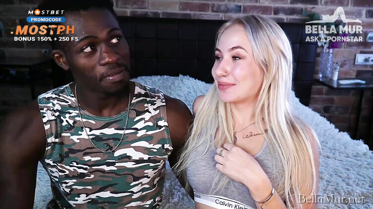 Русская модель в первый раз трахается с негром с большим черным членом