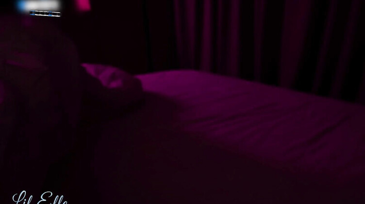 Перепутал ночью молодую мачеху со своей девушкой