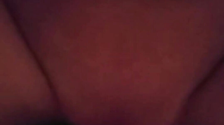 Фанат трахает нимфоманку Монику Фокс в анал в домашнем порно