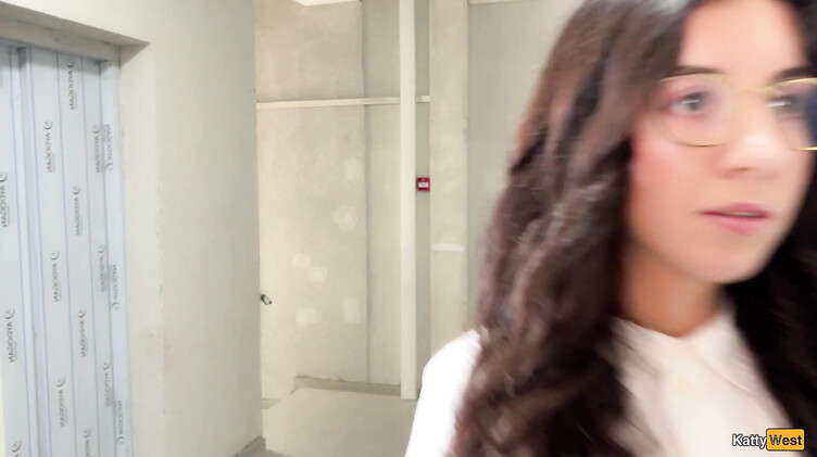 Камшоты: Логопед трахает молодую студентку в попку и кончает на лицо