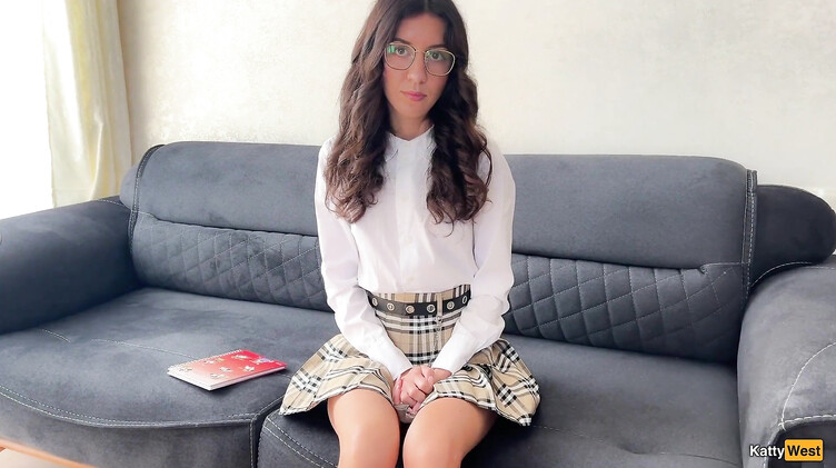 Камшоты: Логопед трахает молодую студентку в попку и кончает на лицо