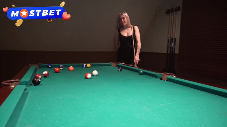 NASHIDNI: Ебет милфу в анал на бильярдном столе
