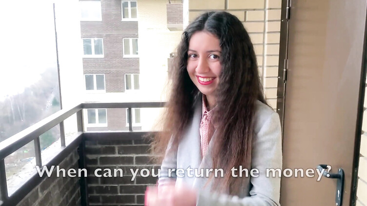 Русское порно: Кудрявая русская соседка попросила денег в долг за анальный секс