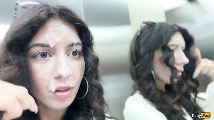 Сперма на лице: Русский пикапер дарит новый iPhone незнакомке за прогулку с кончой на лице