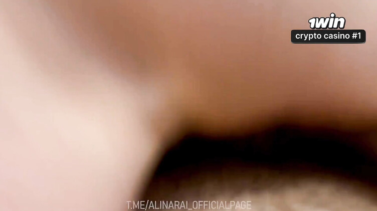 Пасынок съел виагру и просит мачеху помочь со стояком