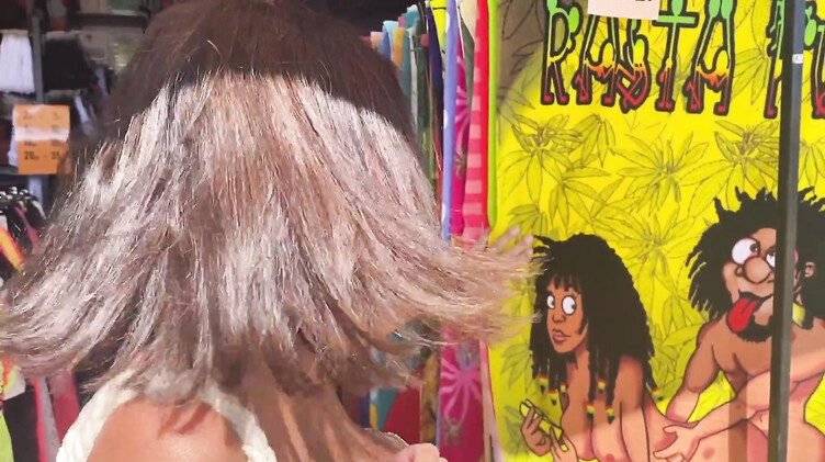 Tumanova Alina: Трахает мачеху на отдыхе перед приездом отца