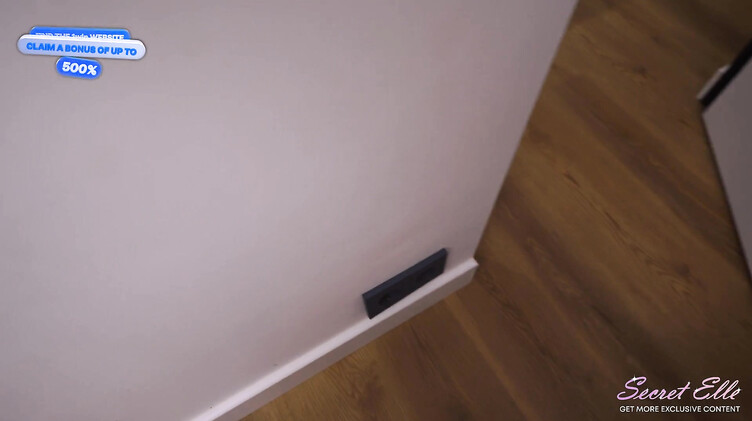 Наездница: Приютил мачеху в Париже и кончил в ее киску