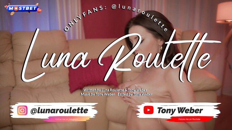 В платье: Мама друга спалила, как я дрочу, пришлось ее выебать