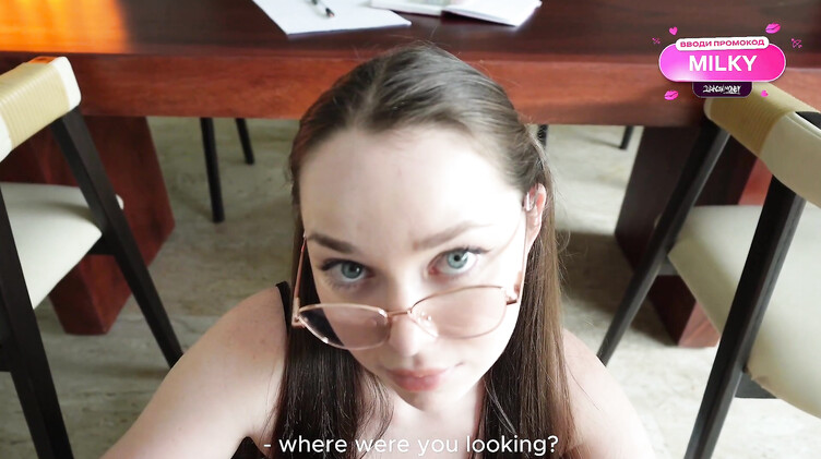 Брат и сестра: Брат выебал и кончил на жопу сестре в обмен на выполненное домашнее задание