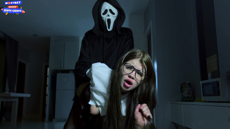 Раком: Трах до анального кремпая в пародии на фильм "Крик"