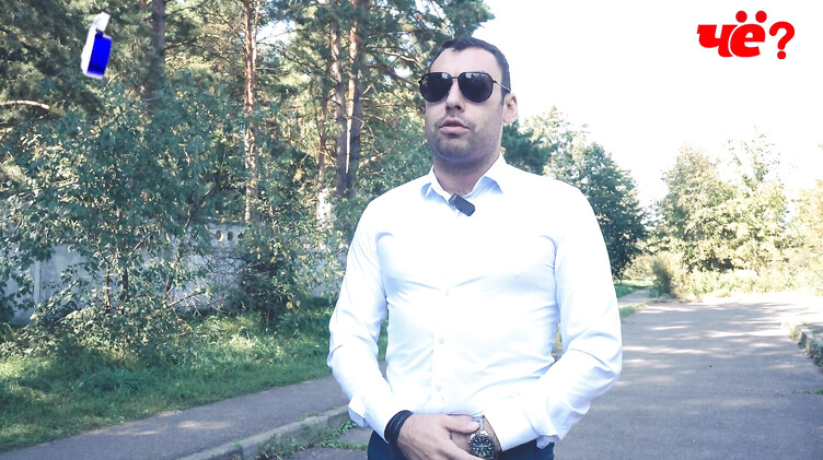 Трахается с ведущим ТВ-шоу в отместку мужу за измену