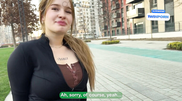 Студентки: Студентка изменяет своему парню за деньги с незнакомцем