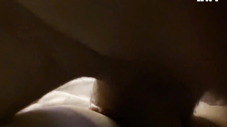 Раком: Зрелая русская сексвайф сняла отчет со встречи с молодым любовником с окончанием в киску