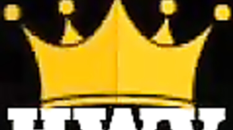 Русское порно: Русская жена звонит любовнику и дает ему в задницу, пока муж на работе