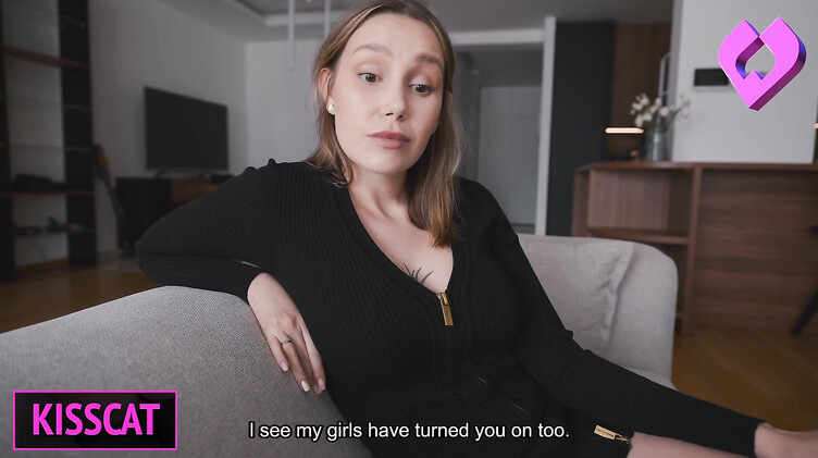 HD порно: Сисястая мачеха ест сперму с лобка после ебли с пасынком