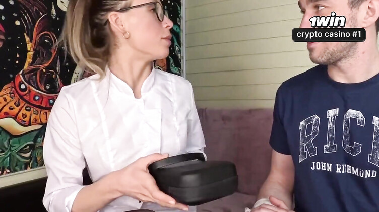 Кунилингус: Пациент отодрал медсестру, напоив чаем с возбудителем