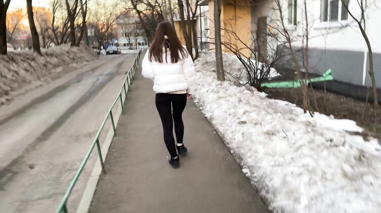 Сперма на сиськах: Русская отсосала незнакомцу, отомстив бывшему за расставание